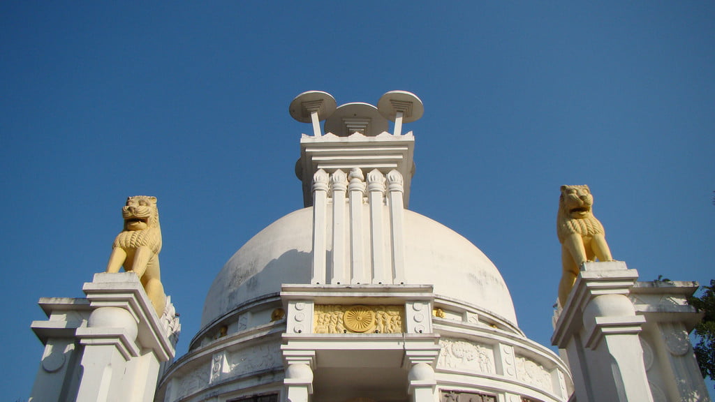 Dhauilgiri_Stupa_top