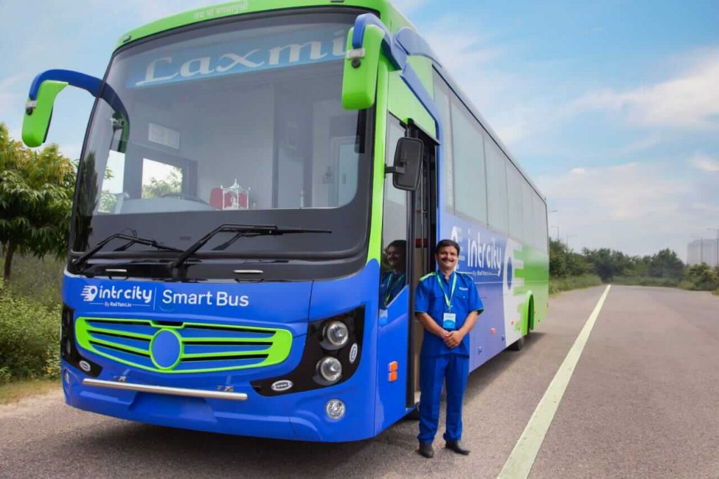 IntrCity Smart bus